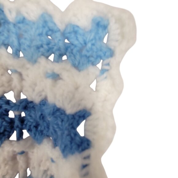 Handmade Knit Crochet Baby Blue White Striped Blanket Throw Modern Home Decor - Picture 7 of 8